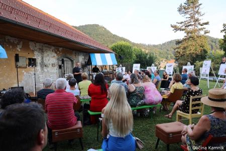 Ob Maistrovem letu izšla pesniška zbirka Maistrovih trideset (18)